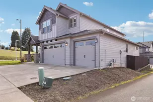 4407 N Ridgefield Woods Dr, Ridgefield, WA 98642 - Photo 3