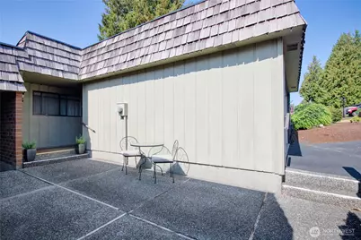 12492 Gwen Drive #10, Burlington, WA 98233 - Photo 3