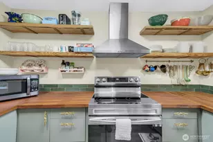 11807 Dogwood Pl, Anderson Island, WA 98303 - Photo 7