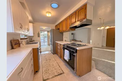 112 Eagle Glen Court, Eatonville, WA 98328 - Photo 7