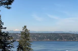 3968 S East Camano Dr, Camano Island, WA 98282 - Photo 35