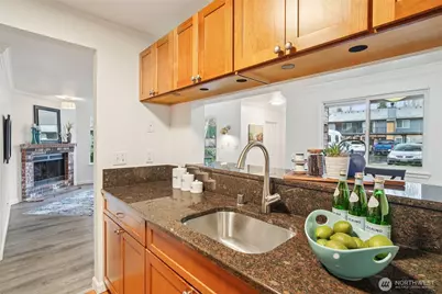 10822 NE 148th Lane #J102, Bothell, WA 98011 - Photo 9