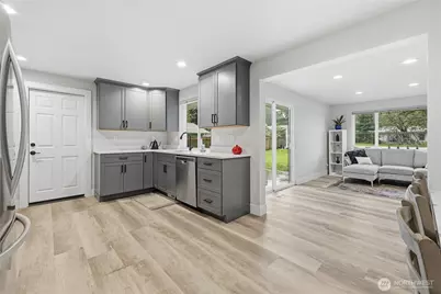 2401 Pine Tree Drive SE, Port Orchard, WA 98366 - Photo 7