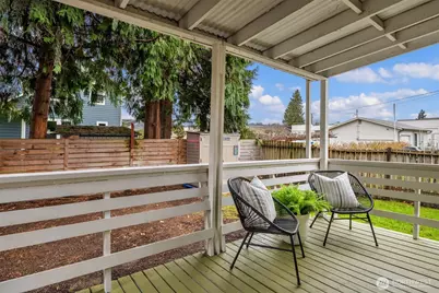 619 Burnett Avenue S, Renton, WA 98057 - Photo 17