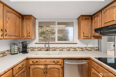 360 Byrd Street, Centralia, WA 98531 - Photo 13