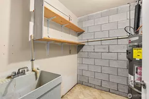 360 Byrd St, Centralia, WA 98531 - Photo 35