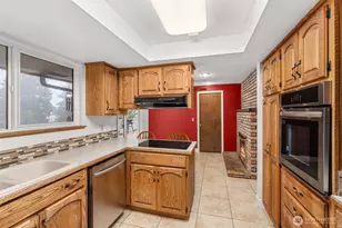 360 Byrd St, Centralia, WA 98531 - Photo 15