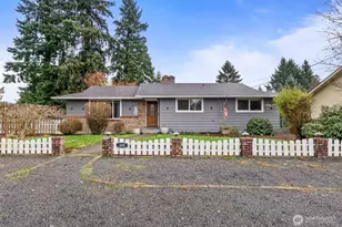 360 Byrd St, Centralia, WA 98531 - Photo 1