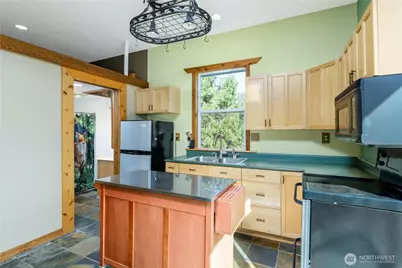 51 Gunn Road, Port Angeles, WA 98362 - Photo 11