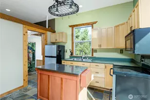 51 Gunn Rd, Port Angeles, WA 98362 - Photo 11