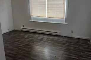 611 613 S Ainsworth Ave, Tacoma, WA 98405 - Photo 5