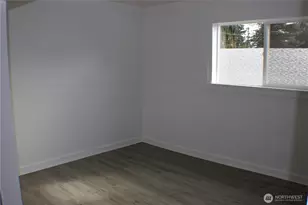 1224 4th St, Cosmopolis, WA 98537 - Photo 11