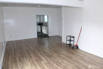 1224 4th St, Cosmopolis, WA 98537 - Photo 3