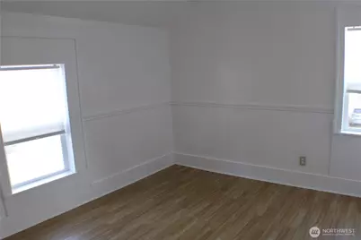 1224 4th St, Cosmopolis, WA 98537 - Photo 27