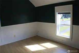 1224 4th St, Cosmopolis, WA 98537 - Photo 29