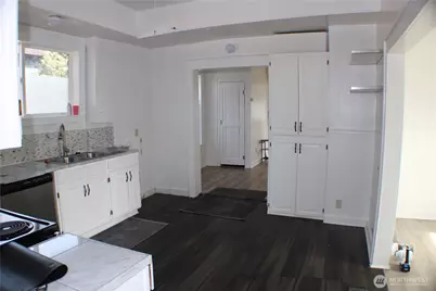 1224 4th St, Cosmopolis, WA 98537 - Photo 15