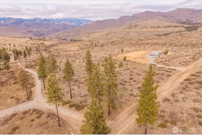 817 Bill Shaw Road, Methow, WA 98834 - Photo 17