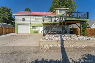 703 Boetzkes Ave, Manson, WA 98831 - Photo 3