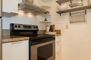 8745 Greenwood Ave N, Seattle, WA 98103 - Photo 11