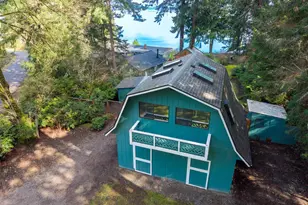 9513 Villa Beach Rd, Anderson Island, WA 98303 - Photo 23