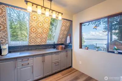 9513 Villa Beach Road, Anderson Island, WA 98303 - Photo 25