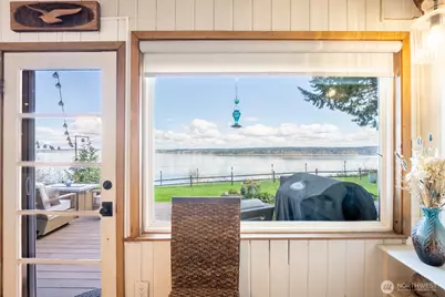9513 Villa Beach Road, Anderson Island, WA 98303 - Photo 17