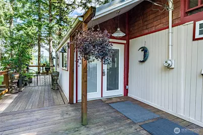 711 E Herron Boulevard NW, Lakebay, WA 98349 - Photo 5