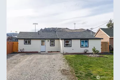 98 Fuller Street, Wenatchee, WA 98801 - Photo 1