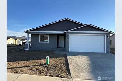 2456 2nd Street SE, East Wenatchee, WA 98802 - Photo 1