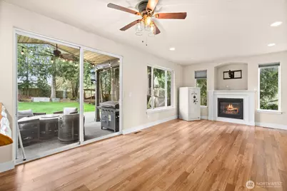 20511 108th Street Ct E, Bonney Lake, WA 98391 - Photo 13