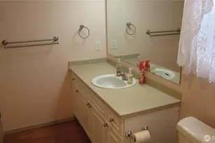 451 S 328th St, Federal Way, WA 98003 - Photo 9