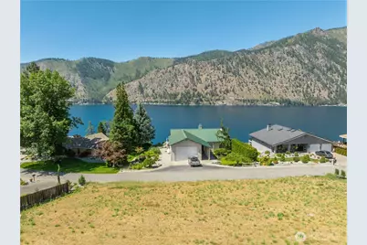 2870 Lakeshore Drive, Manson, WA 98831 - Photo 1