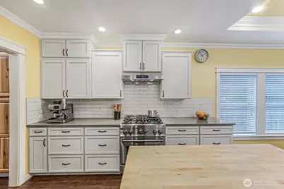 13217 145th Avenue Ct E, Orting, WA 98360 - Photo 9