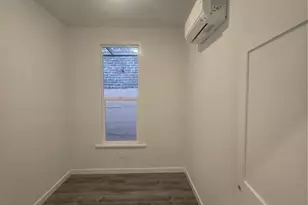 4332 University Wy NE, Seattle, WA 98105 - Photo 11