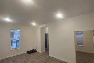 4332 University Wy NE, Seattle, WA 98105 - Photo 5