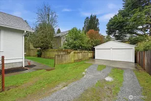 8127 11th Ave SW, Seattle, WA 98106 - Photo 13