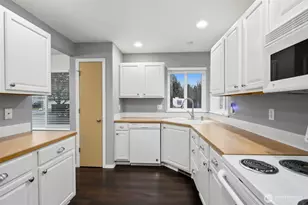 10807 Tucannon Ct, Yelm, WA 98597 - Photo 27