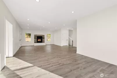 210 West Wishkah Road, Aberdeen, WA 98520 - Photo 3