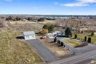 6919 D 5 Road NE, Moses Lake, WA 98837 - Photo 3