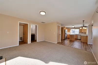 1359 Yost Circle NE, Moses Lake, WA 98837 - Photo 7