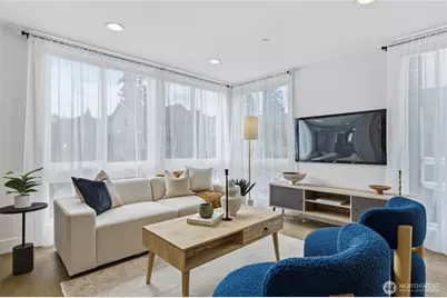 10712 SE 2nd Street, Bellevue, WA 98004 - Photo 5