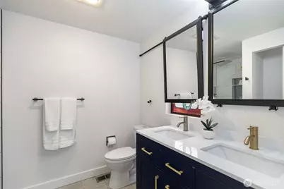 16927 NE 38th Place, Bellevue, WA 98008 - Photo 21