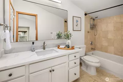 14338 Lenora Place N #B, Seattle, WA 98133 - Photo 13