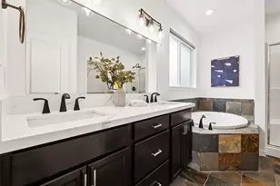 23886 SE 284th Pl, Maple Valley, WA 98038 - Photo 11