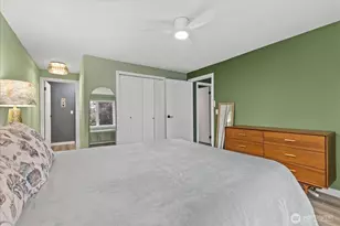 12716 NE 120th St, Kirkland, WA 98034 - Photo 17