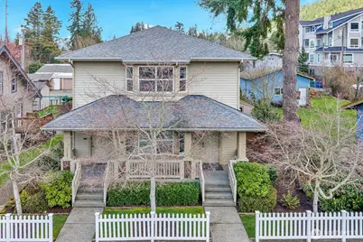 260 SE Andrews Street, Issaquah, WA 98027 - Photo 1
