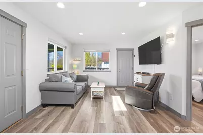 8114 Riverview Road, Snohomish, WA 98290 - Photo 5