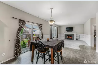 10076 185th Avenue E, Bonney Lake, WA 98391 - Photo 7