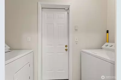 2957 142nd Place SE #F9, Bellevue, WA 98007 - Photo 19