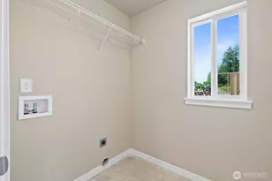 9001 Wyatt Ct SE, Tumwater, WA 98501 - Photo 33